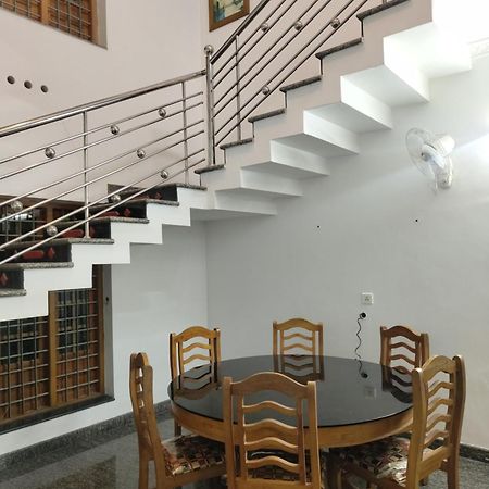 Joby Homestay Kadamakudy Kochi المظهر الخارجي الصورة