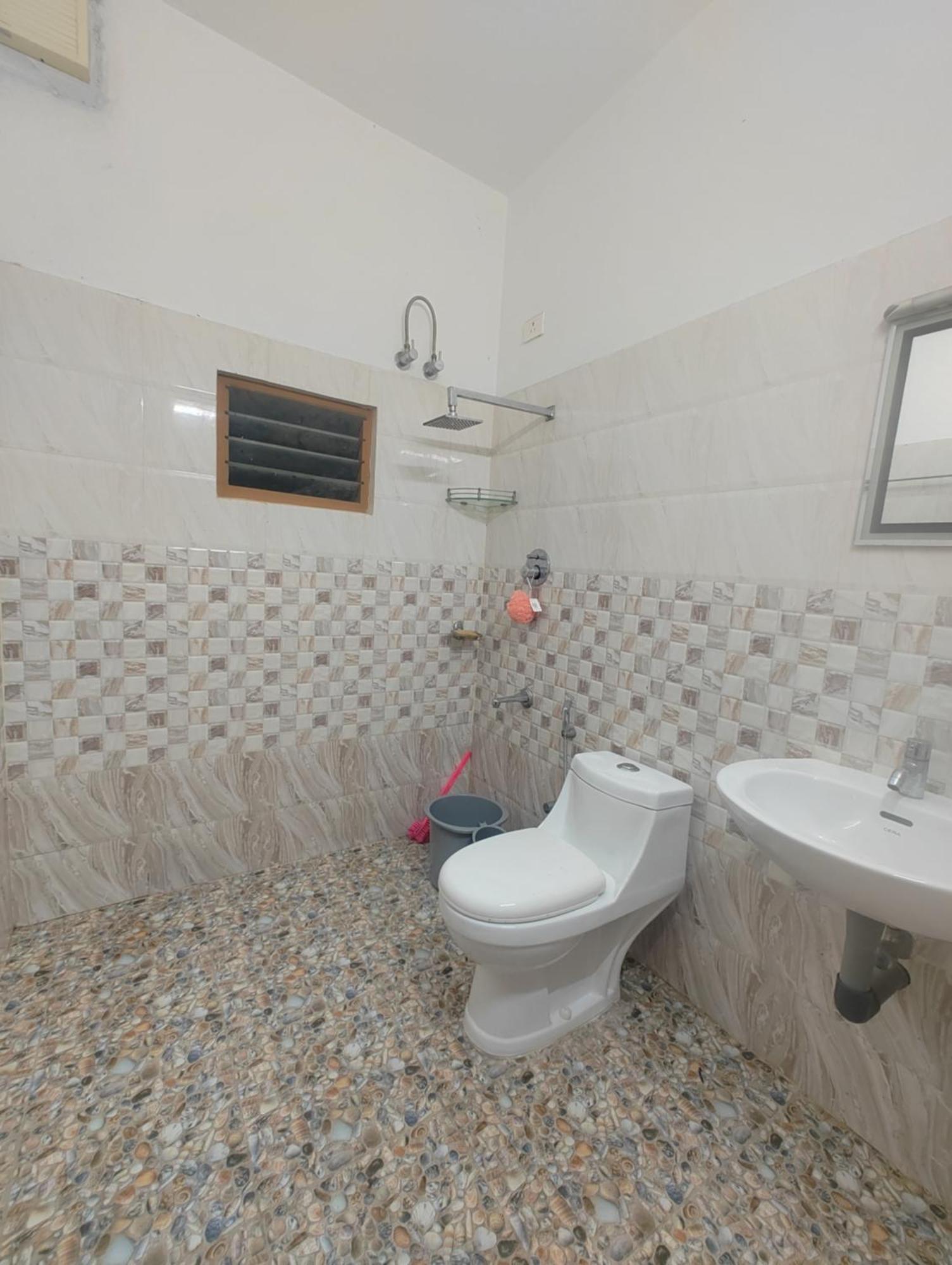 Joby Homestay Kadamakudy Kochi المظهر الخارجي الصورة